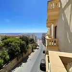 Modern Seaview Xlendi Apartment