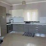 Central Penthouse - Large Terrace