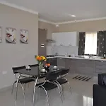 Central Penthouse - Large Terrace