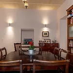 Traditional Maltese Styled 2Br Apartment With Large Maltese Balcony & Internal Yard - Located In The Heart Of Valletta - Maltese Capital City