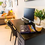 Mediterranean Abode - Spacious Apartment In Swieqi