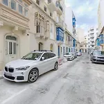 R1 Nr Retreat