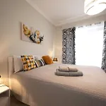 Seafront Beautiful 3 Bedroom With Balcony Kdou1-1
