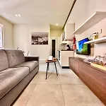 Charming Flat Off The Sea Front