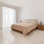 Modern 3 Bedroom Apartment In Swieqi,Malta