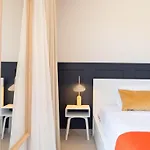 Ultra Modern Apartment Off St Julians