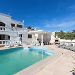 Massive Villa Pool Area With Views, Wifi With Bbq By 360 Estates