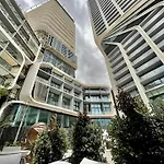 Stylish Skyline Apartment Mercury Tower