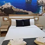 Ivory Suite Ph With Views And Jacuzzi By Homely