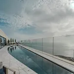 Luxury Apartment With Common Skypool In The Prestigious Mercury Tower By Sf Homes