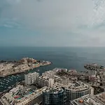 Luxury Apartment With Common Skypool In The Prestigious Mercury Tower By Sf Homes