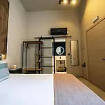 The Florian Boutique Guesthouse By Zzzing