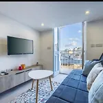 Studio St Julians No 2