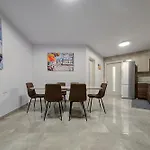 Lovely 2Br Home With Backyard & Sofabed In Gzira By 360 Estates