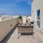 Wave Crest Holiday Apartments