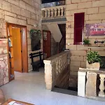 Home Medieval Vista