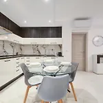 Modern 2Br Home With Full Amenities In Gzira By 360 Estates