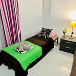 Seaside Spinola Apt In St Julians, Queen Beds