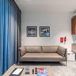 Vista Suites In Apartment In Mercury Towers