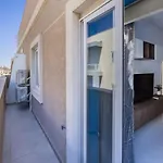Gzira Holiday House