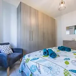Gzira Holiday House