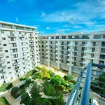 Bright & Spacious 3 Bedroom, Shared Garden Jell1-1