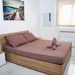 Brend New One Bedroom Penthouse