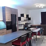 Spotless Apartment With Views Of St Thomas Bay