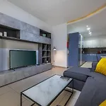 Central Sliema Modern 2 Bedroom Apartment Malta