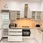Paceville Best Stay For Groups!