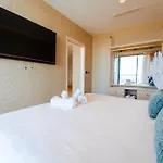 Breathtaking Suite Mercury Tower By Arcobnb