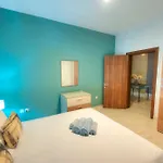 Luxury & Spacious 3 Bedroom Seafront, Balcony Yhai1-1