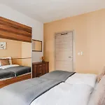 Bh - Three Bedroom Apartment