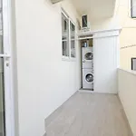 2 Bedroom Bright Apartment