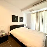Sliema 1Bdr Apartment With Pool Access And Off Seafront