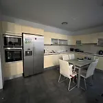 Character Maisonette Spinola Bay