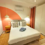 Stylish, Spacious 3 Bedrooms, 2 Bathrooms Kbas1-2