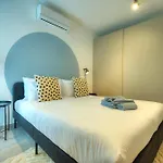 Chic, Bright And Modern 3 Bedrooms Kbas1-1