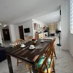 Sliema 2Bdr Apartment Just Off Seafront