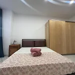 Sliema 2Bdr Apartment Just Off Seafront