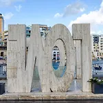 Stylish 1Bedroom Studio In The Heart Of St Julians 404