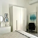 Entire House Highly Central Near Valletta - Holliday Planning Service - Adults, Family Historic, Gastronomical, Events & Summer Holidays - Wifi - Parking - Non-Sharing