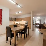 Larger Than Usual 3Bd Apartment