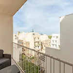 Stylish 1-Bedroom Apartment In Malta