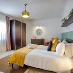 Comfy 1Br Near A Stunning Beach