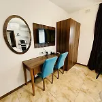 Slimiza Suites