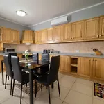 Grand Seaside Apartment, 3 Bedrooms - 4 Bathrooms