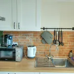 Stylish & Cosy Apartment Near Seafront Lgal1-1