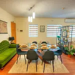 Spacious & Elegant 2 Bedrooms, 2 Bathrooms Dbor1-1