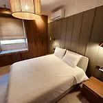 Natural Ambience Apartment New